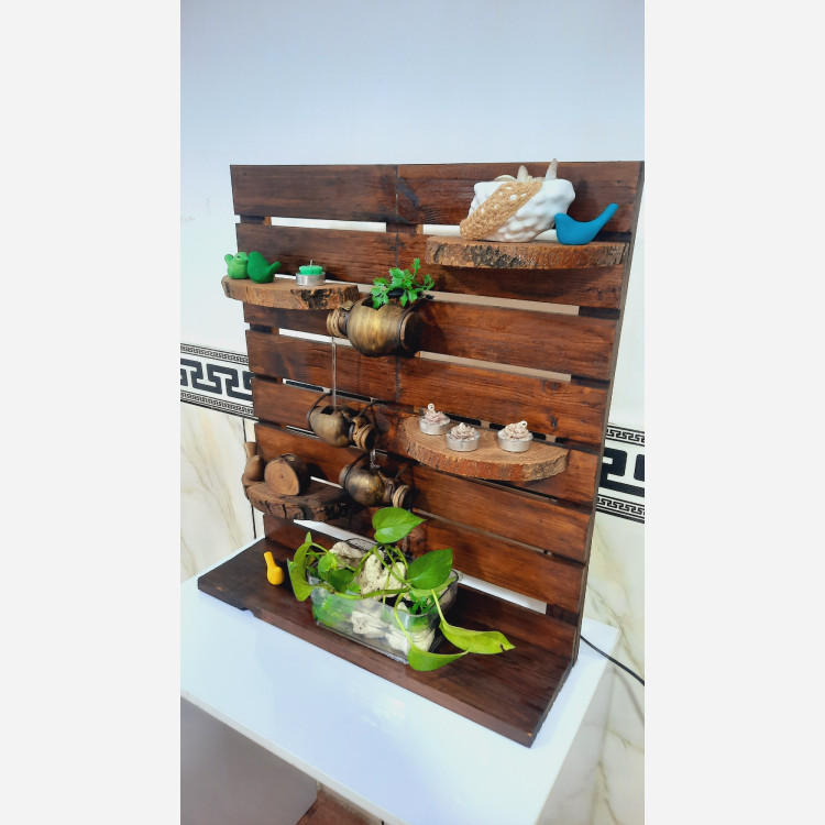 آبنمای چوبی