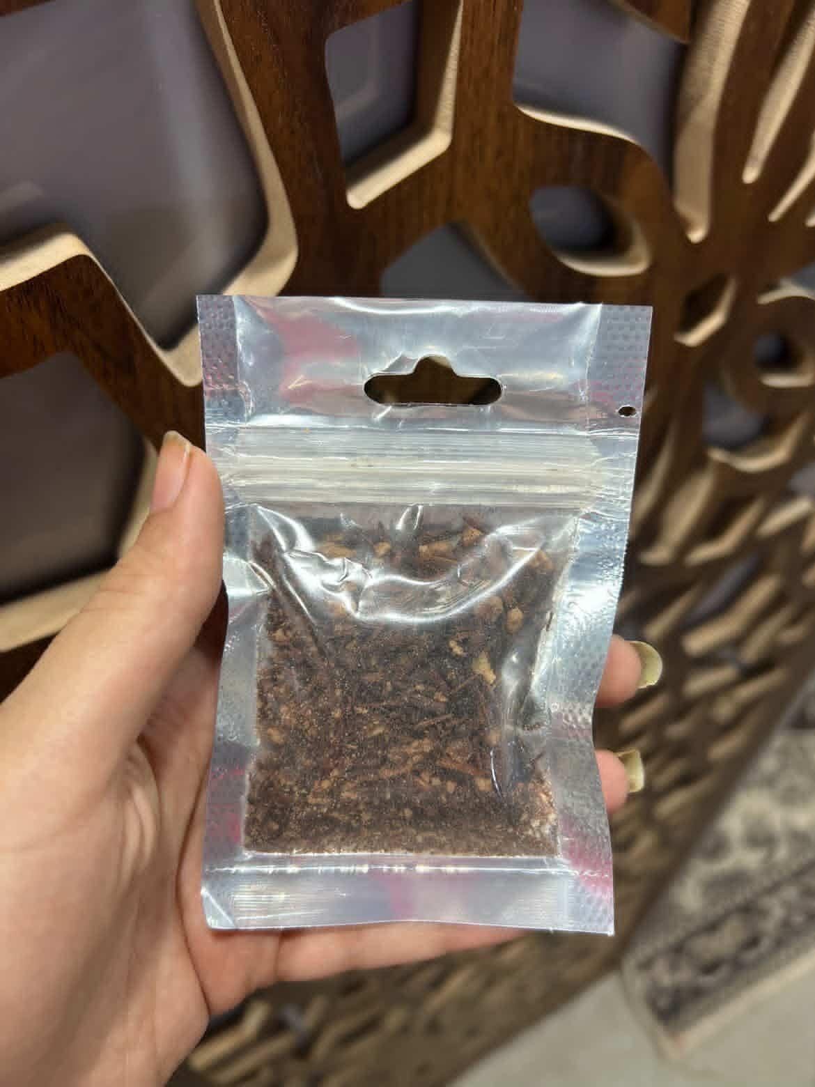 بخور زعفران یا بخور مبسوس الزعفران
